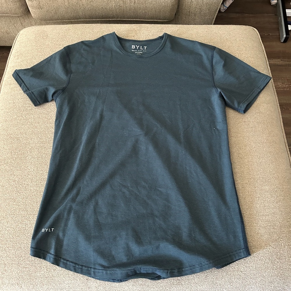 BYLT DROP CUT SHORT SLEEVE